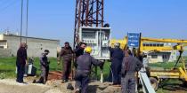  البلد اليوم : كوادر كهرباء اللاذقية  استمرار أعمال الصيانة  خلال العطل